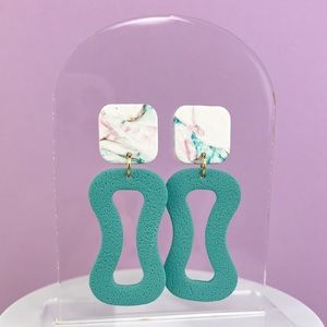 Marbled Pattern with Line Texture Wavy Dangle Hoop Earrings Polymer Clay